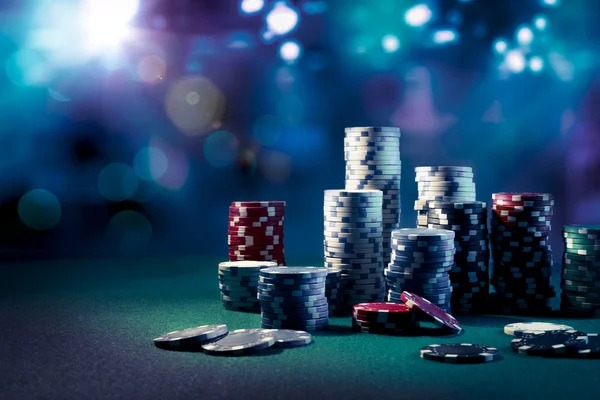 kratonbola game lobby showing football, live-dealer, and slot categories